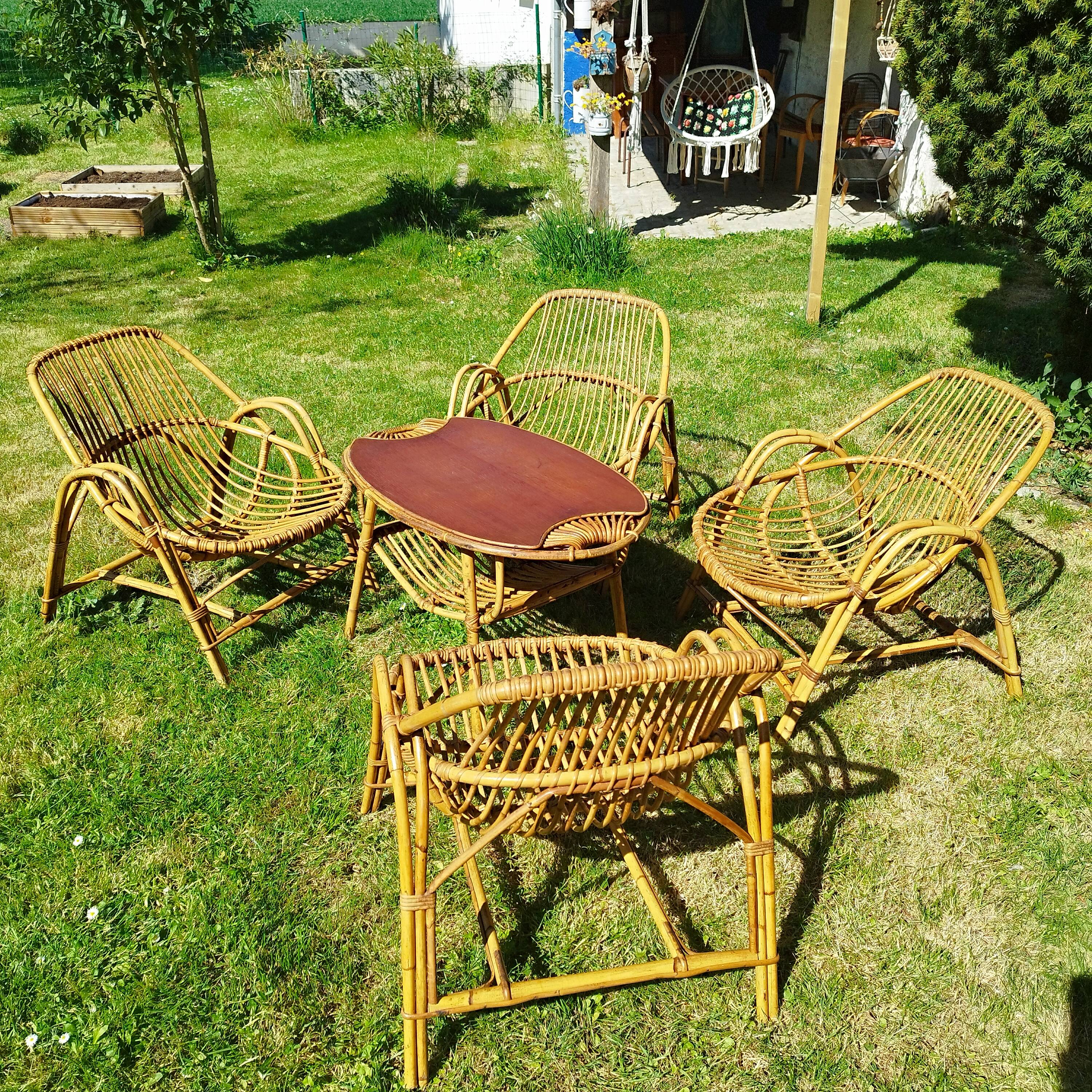 Vintage rattan lounge set