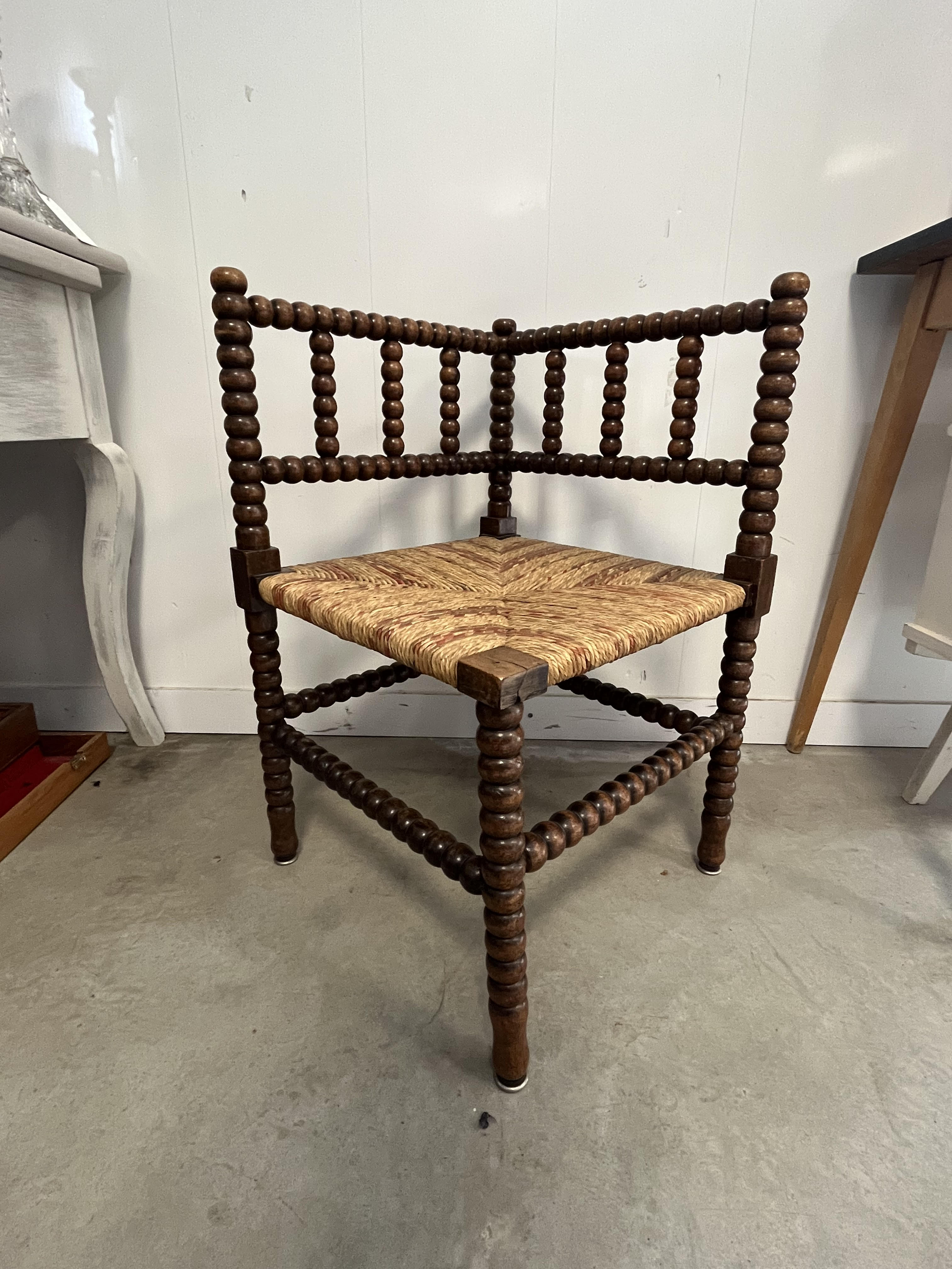 Armchair angle pearl wood rosary turned wood inspired by Louis XIII