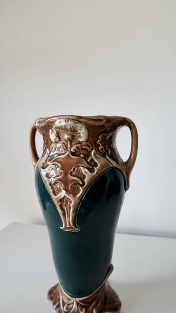 Art Nouveau style slip vase by Gustave de Bruyn, 1920s