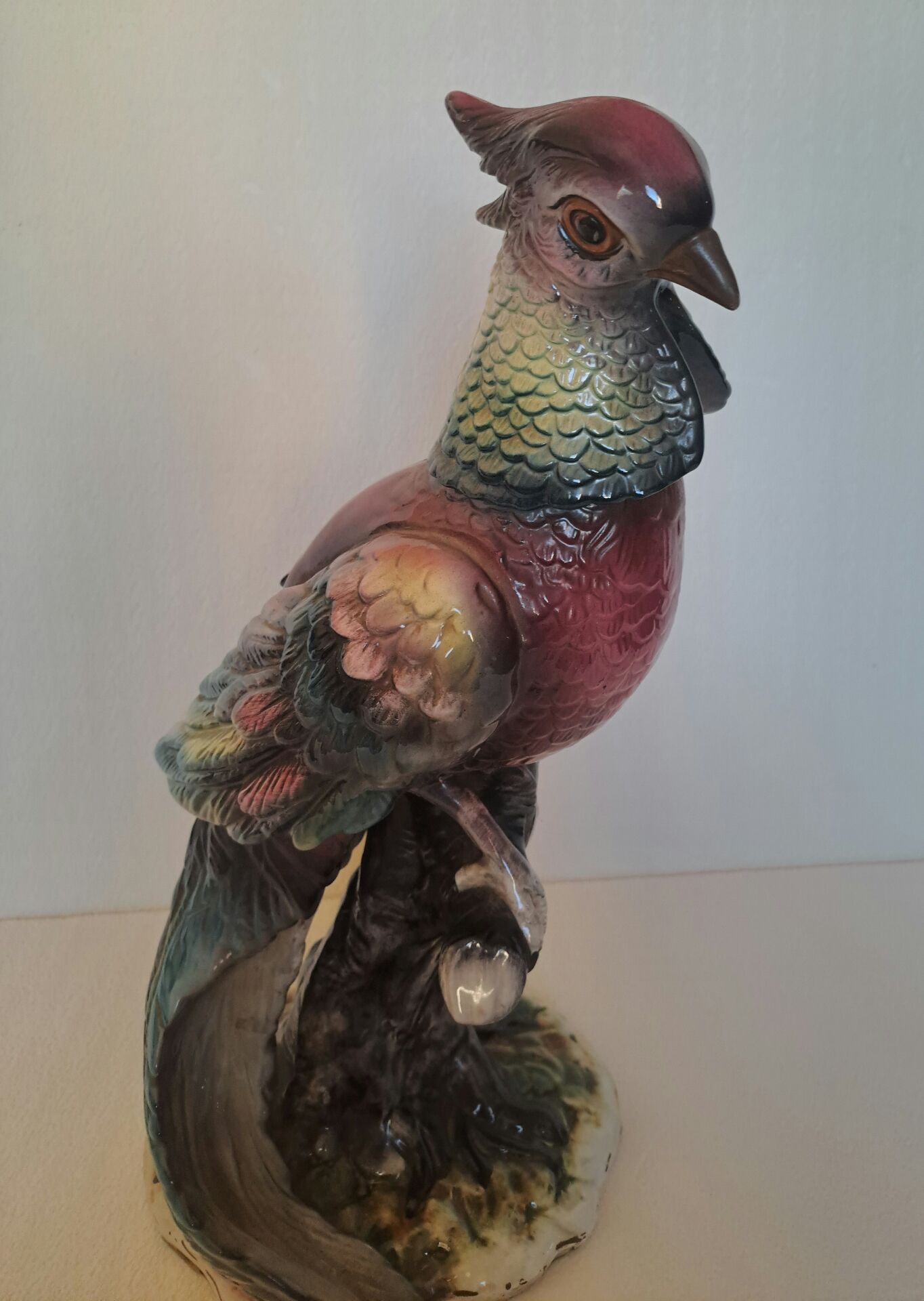 Large rooster sculpture in Capodimonte porcelain.