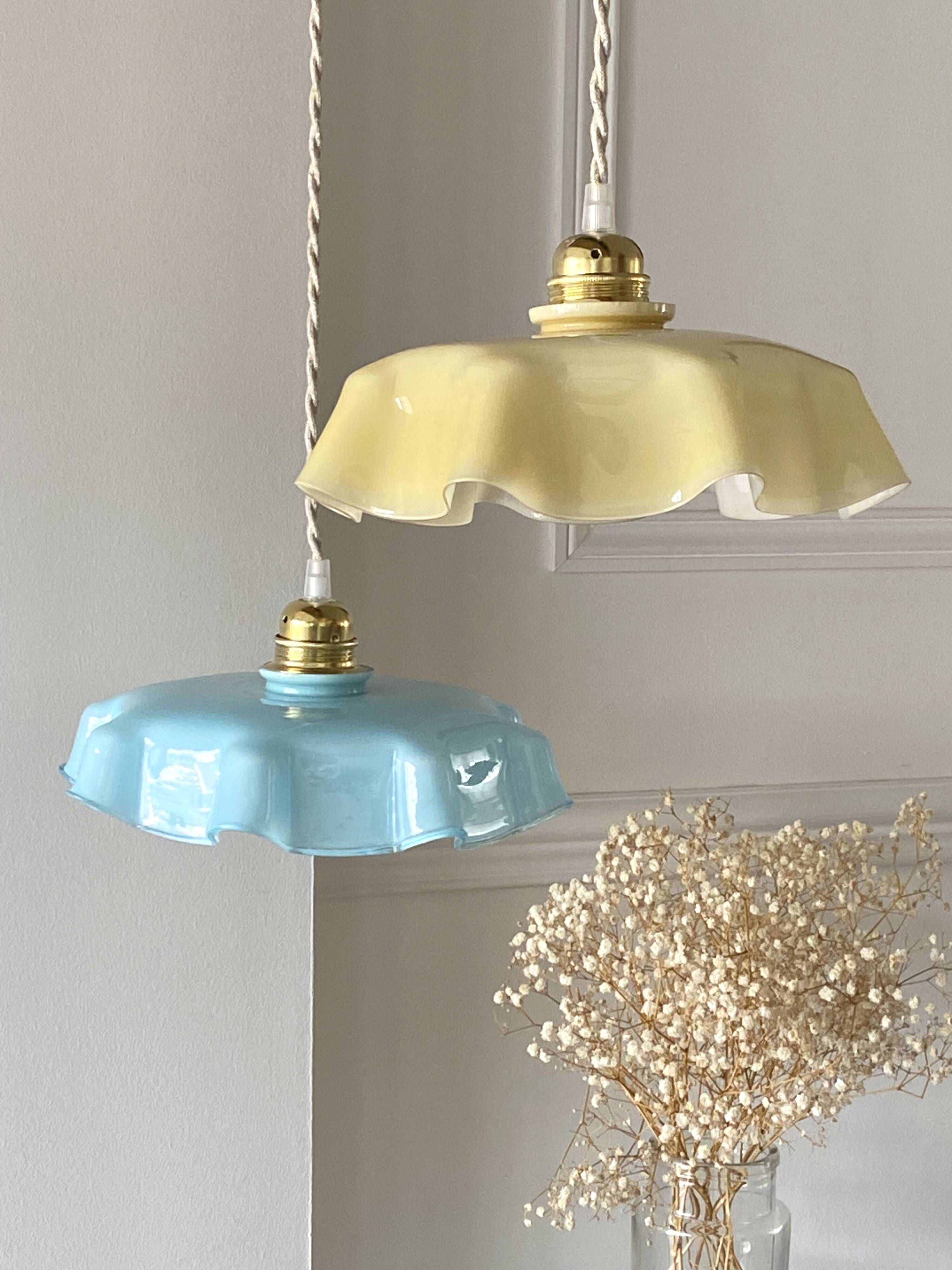 Vanilla opaline pendant light