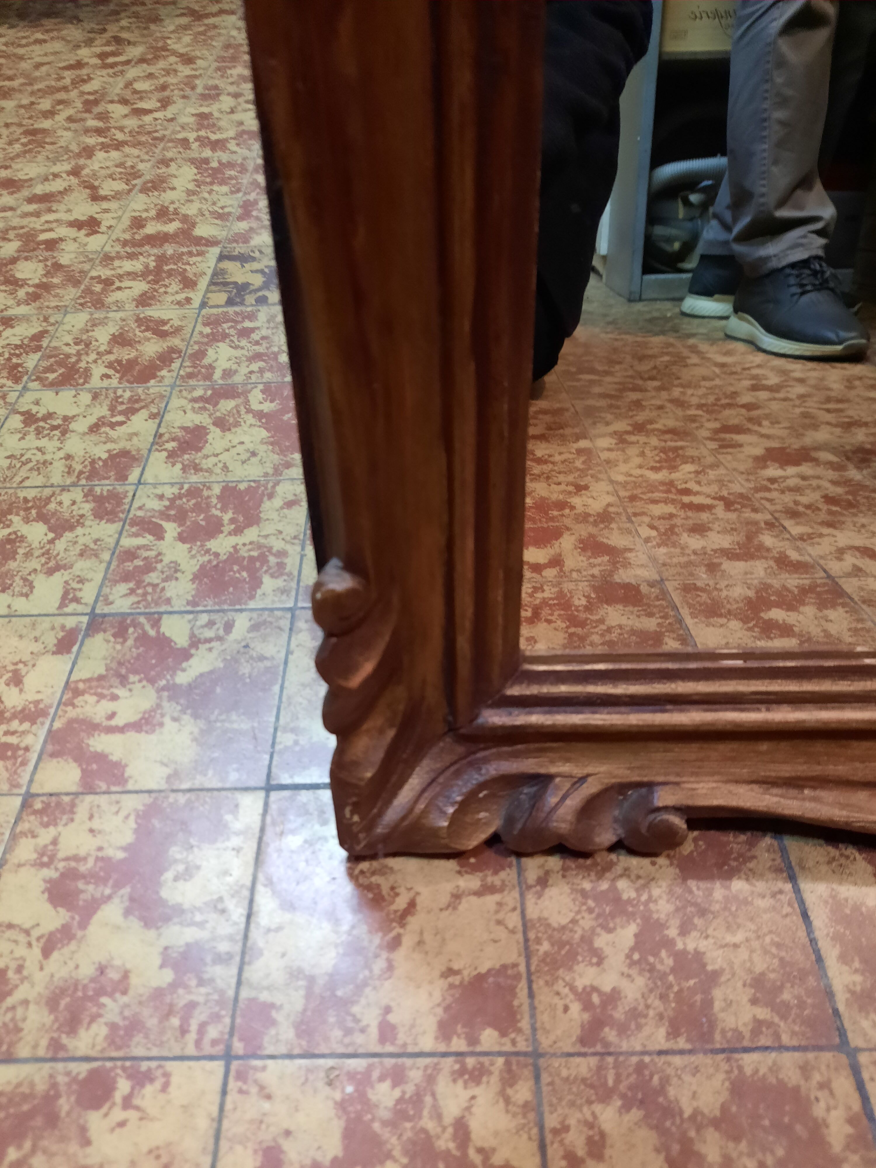 Miroir en bois doré