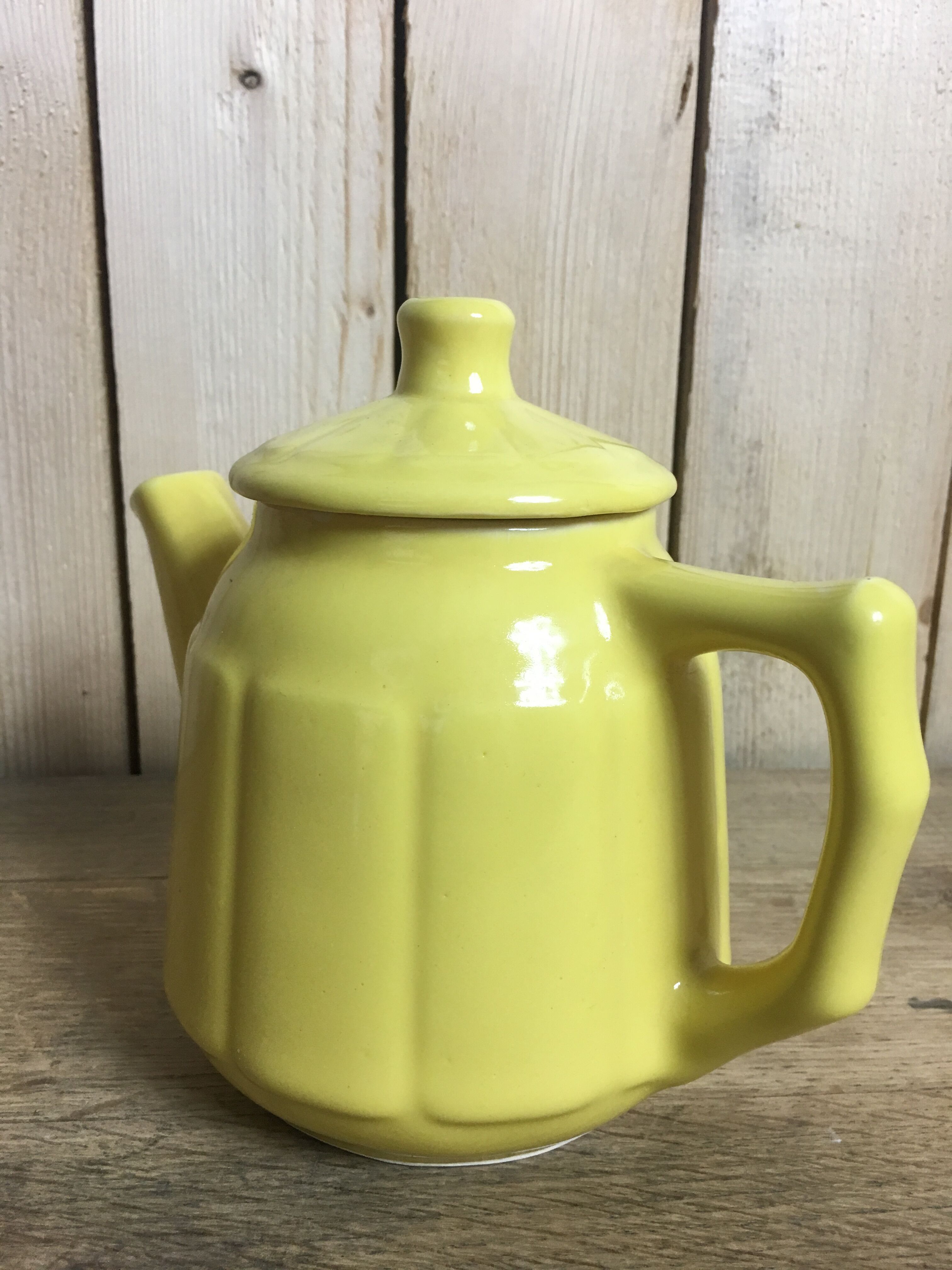 Vintage teapot digoin