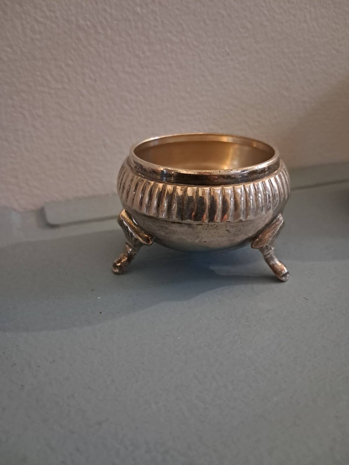 Vintage silver metal tripod salt shaker