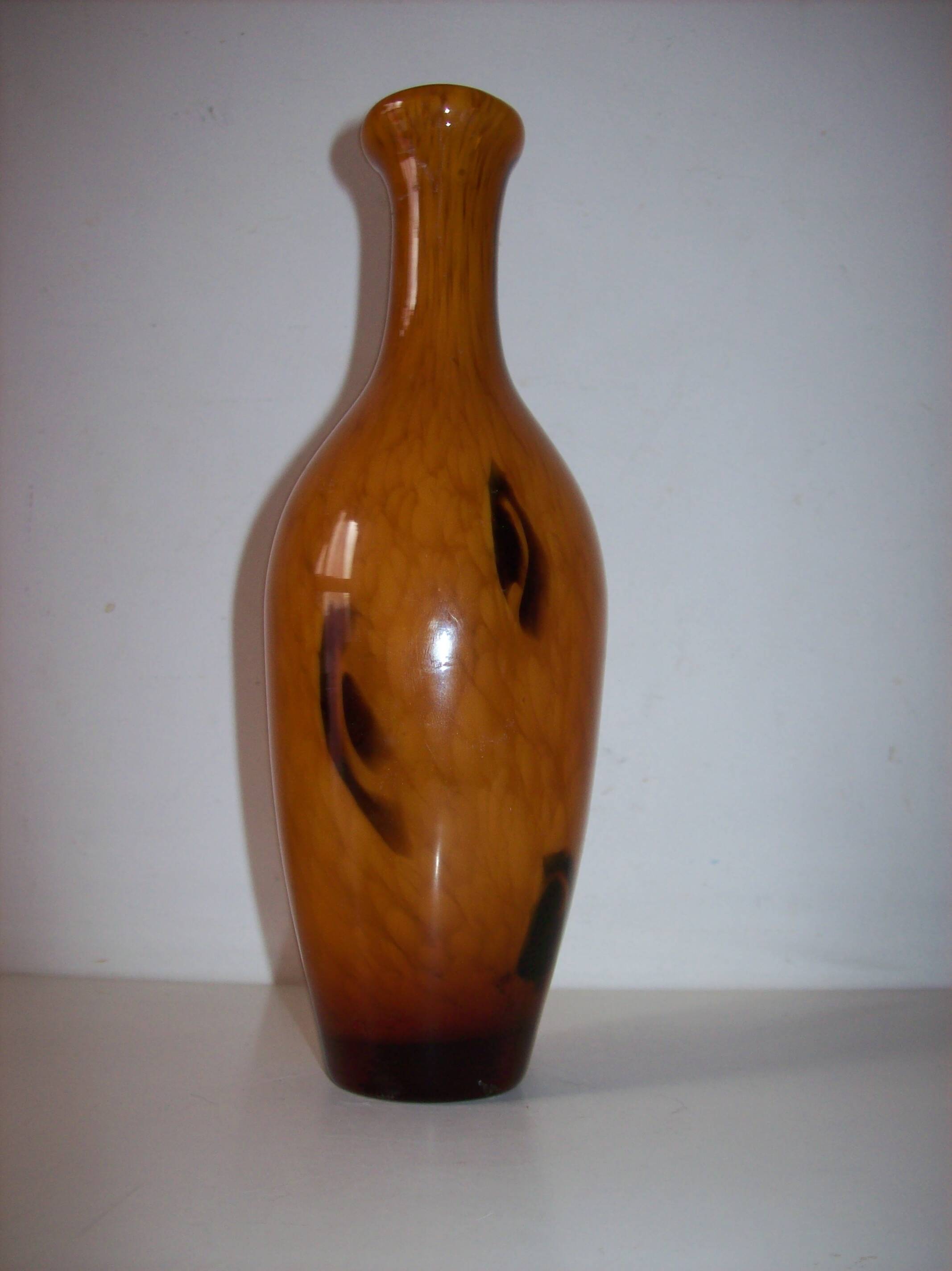 Vase en pâte de verre