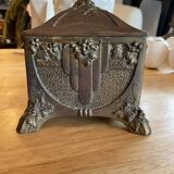 Coffret à bijoux . Art déco