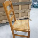 LOT Solid Oak Country Table and 6 Straw Seated Chairs