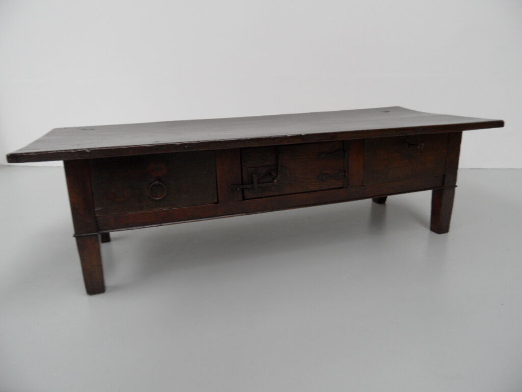 Antique French coffee table