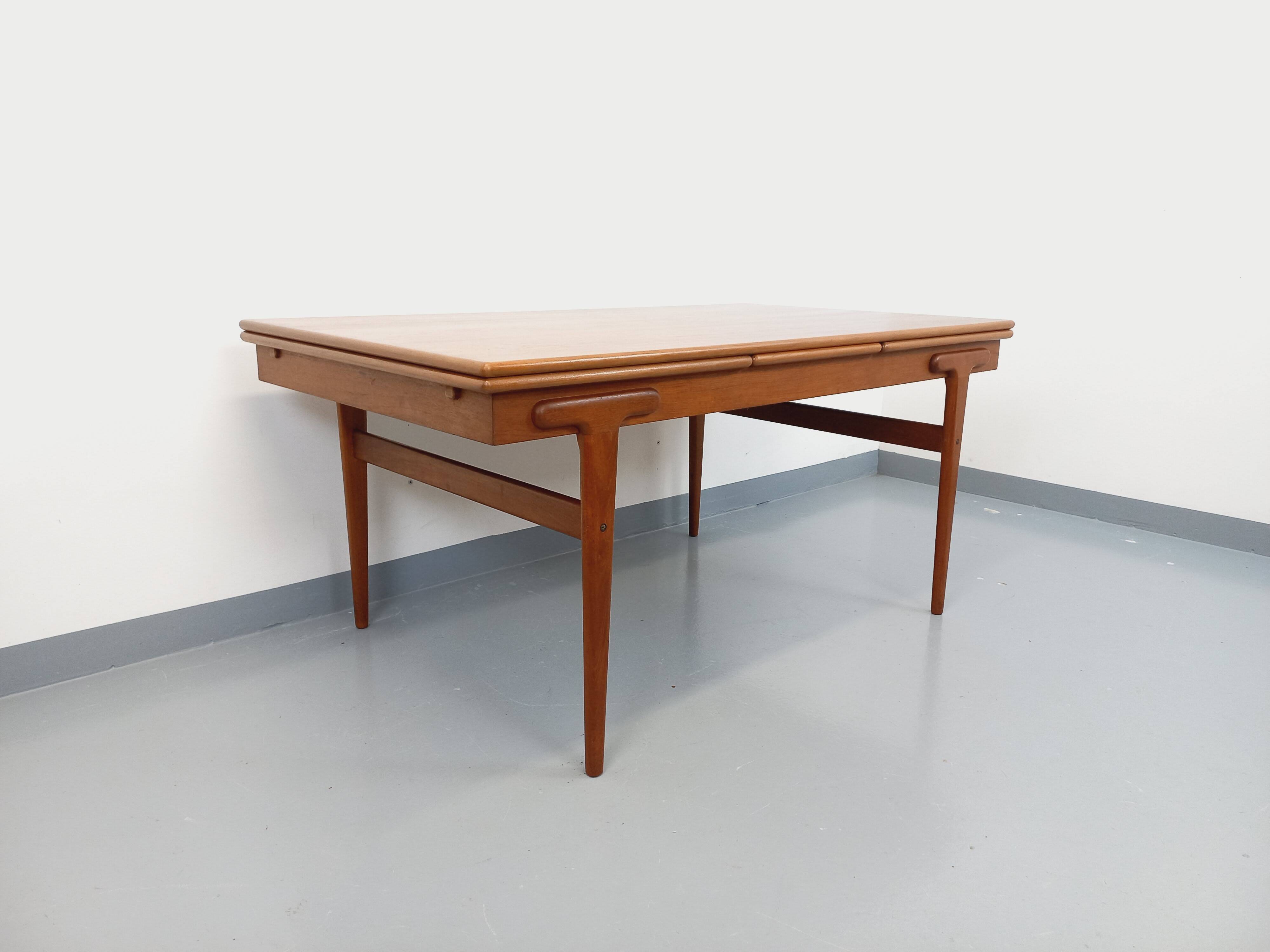Vintage rectangular Scandinavian dining table by Ejvind A. Johansson teak