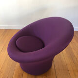 Mushroom armchair, design Pierre Paulin