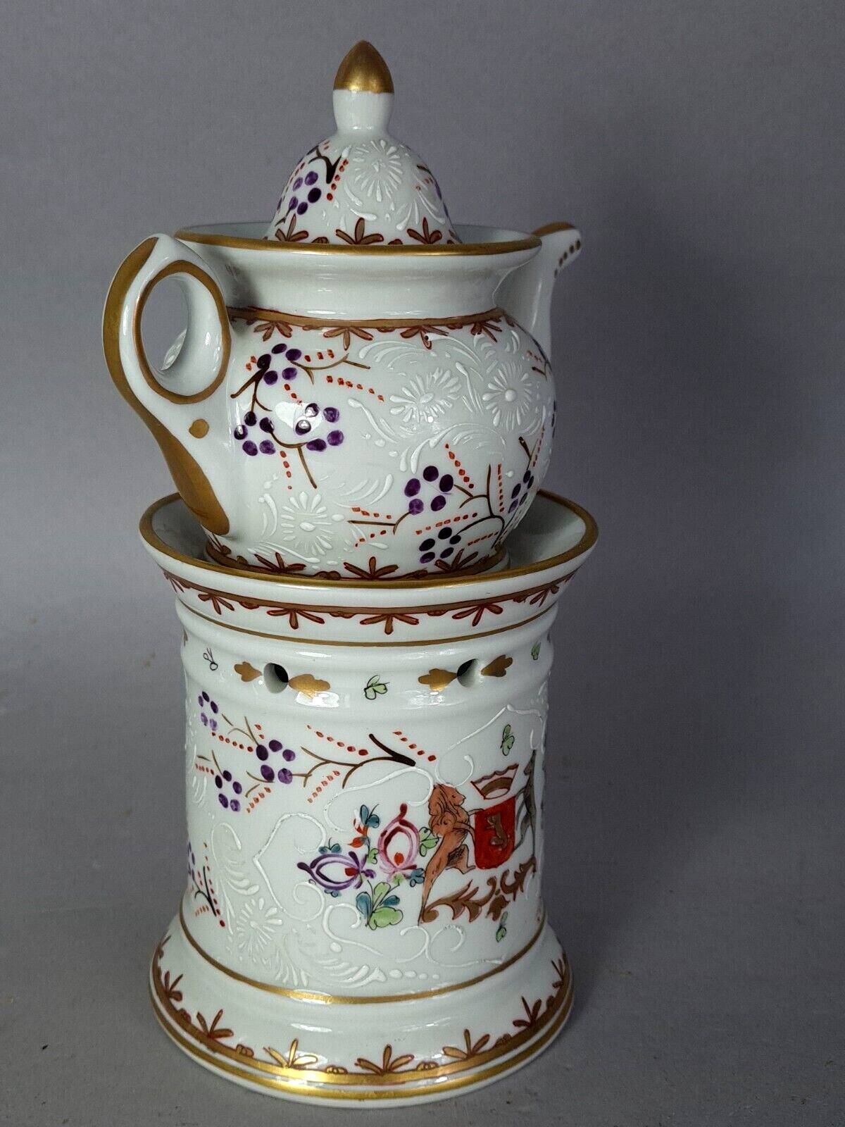 Paris porcelain herbal tea maker from Samsom circa 1900 complete SB203