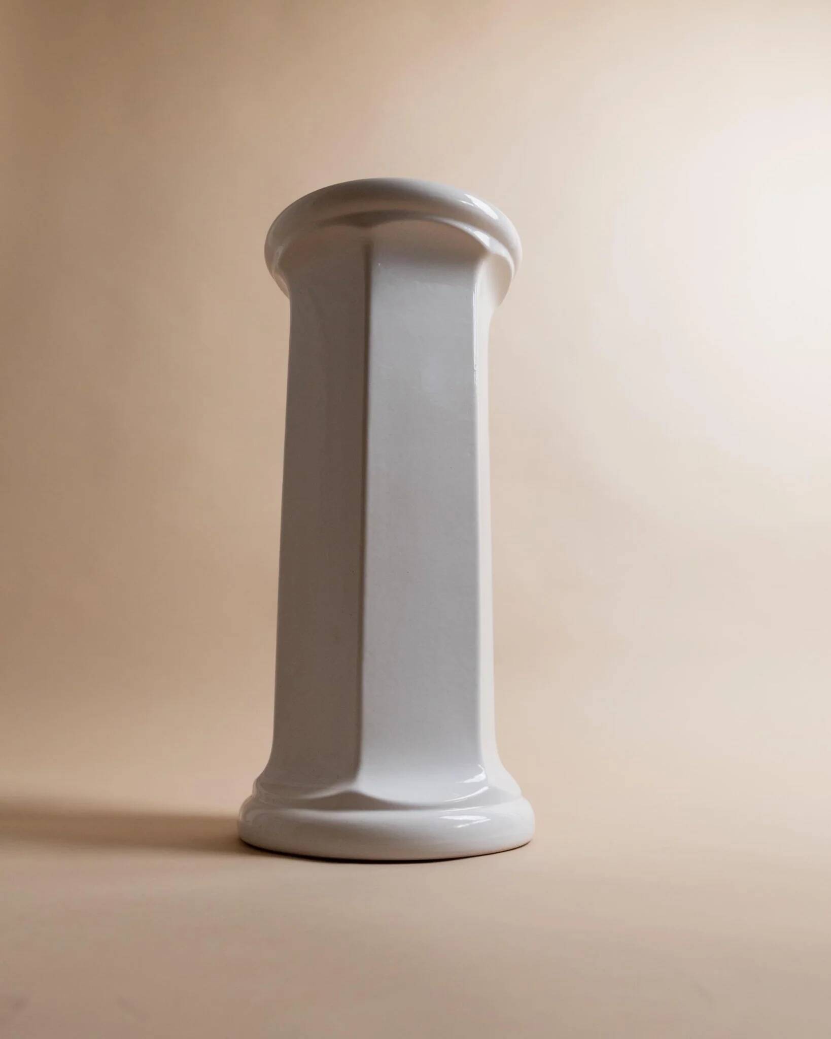White glazed ceramic column pedestal table - 1970s Italian vintage display stand