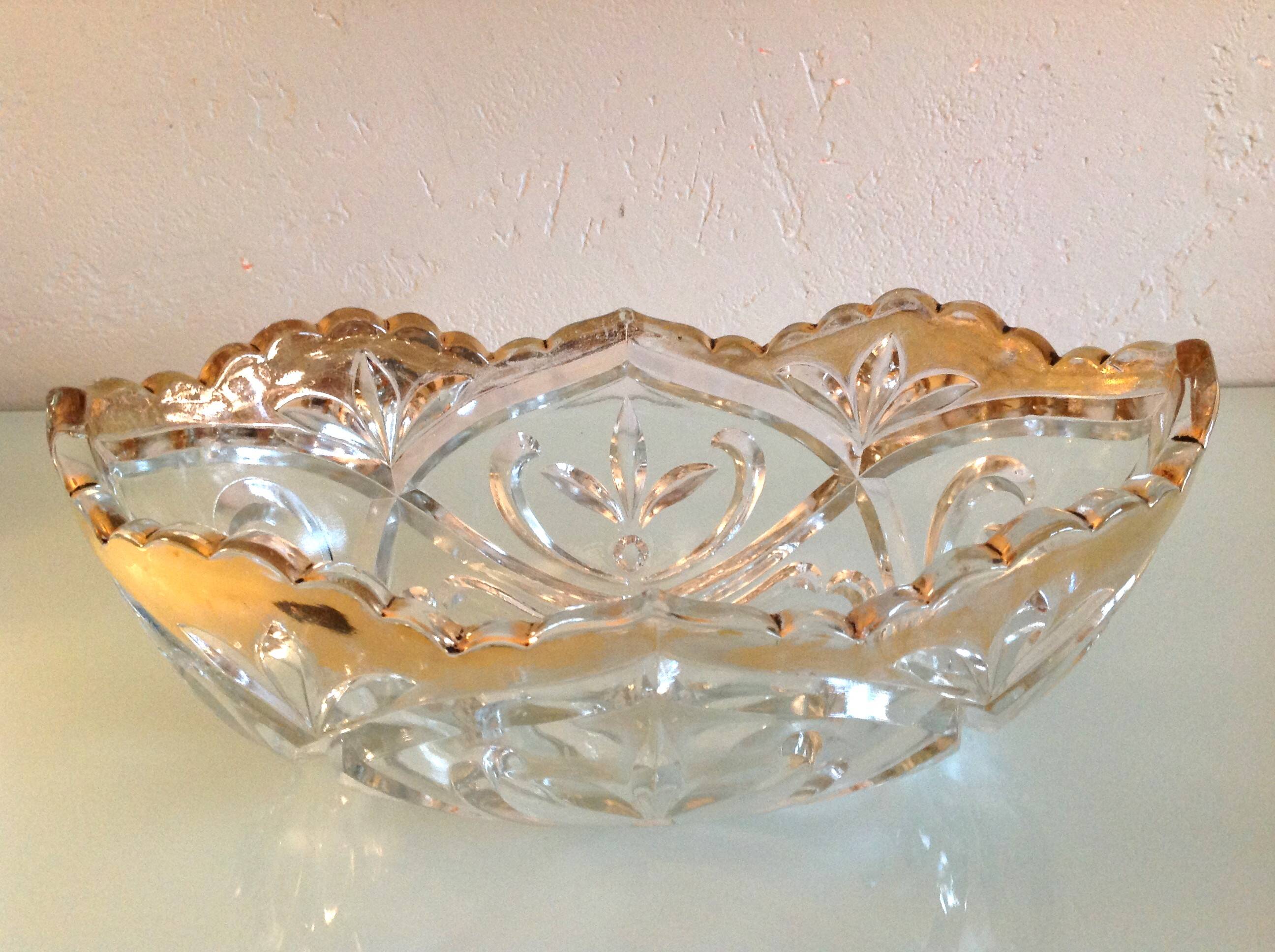 Cut crystal fruit bowl with gold rim / vintage 50s-60s