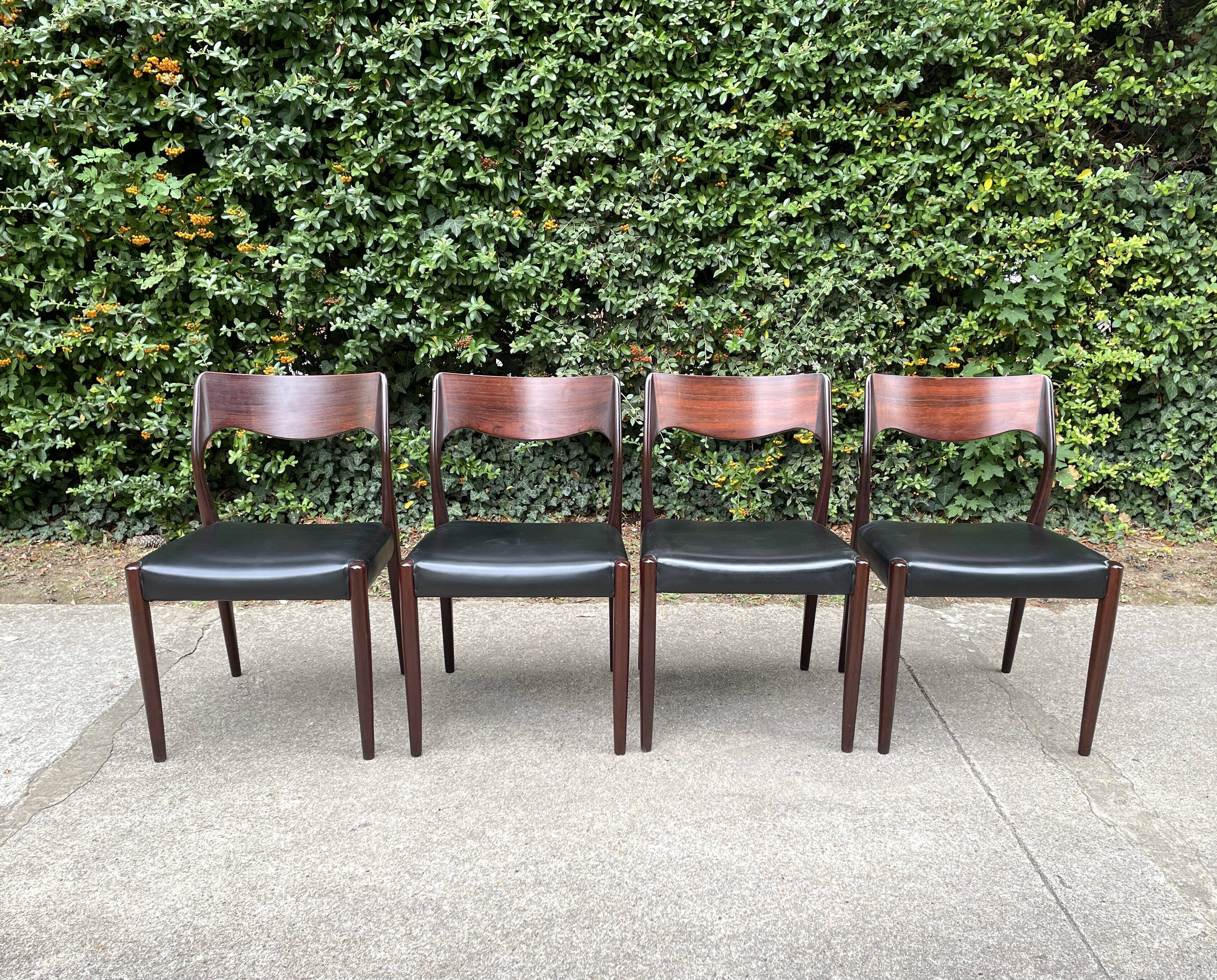 Suite of 4 rosewood chairs by Cor Botenbal for Fristho Franeker