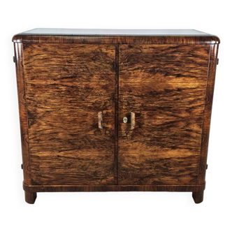 Art Decò sideboard in walnut with glass top and internal drawers