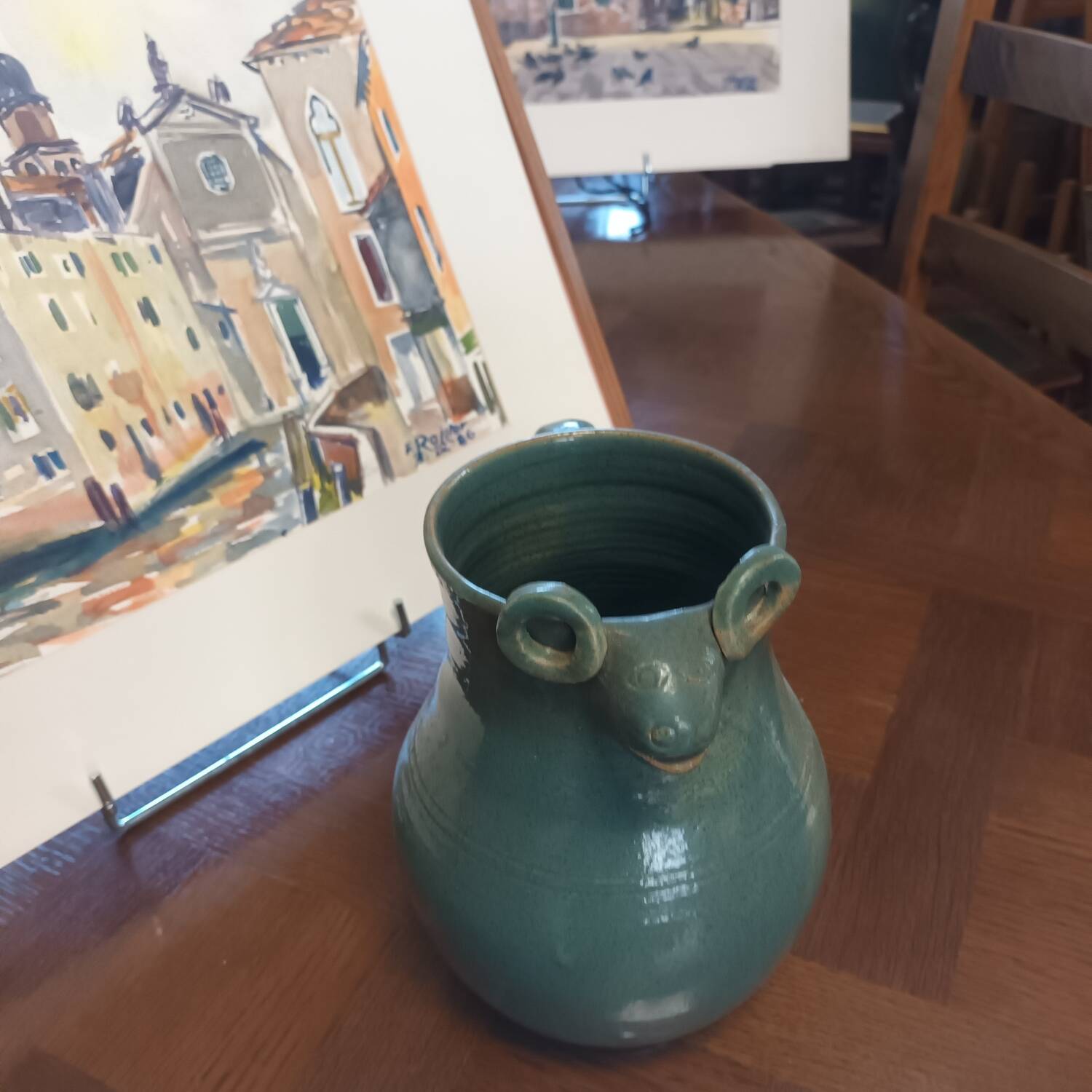 Ceramic water pot