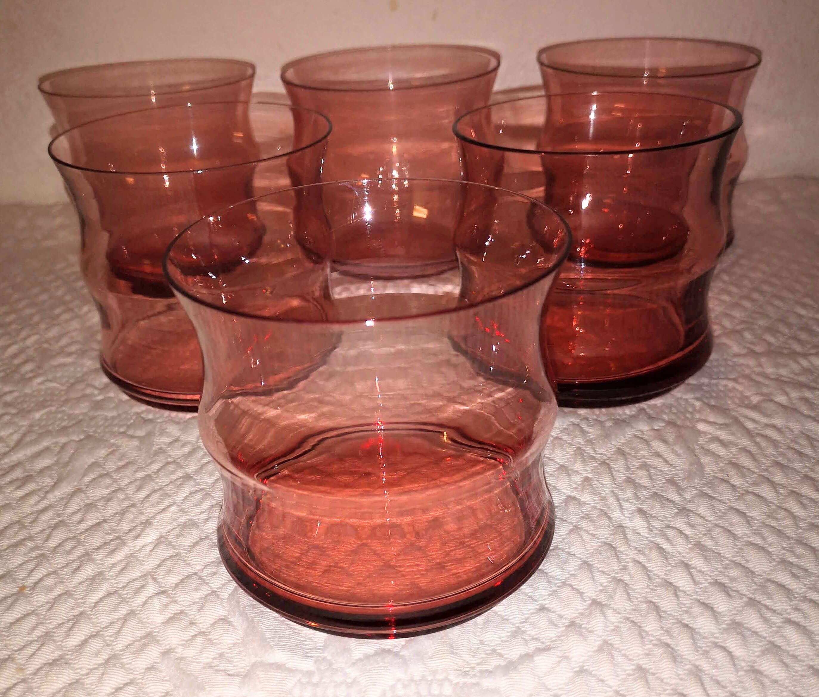 Lot 6 glasses with vintage water pink 50s
