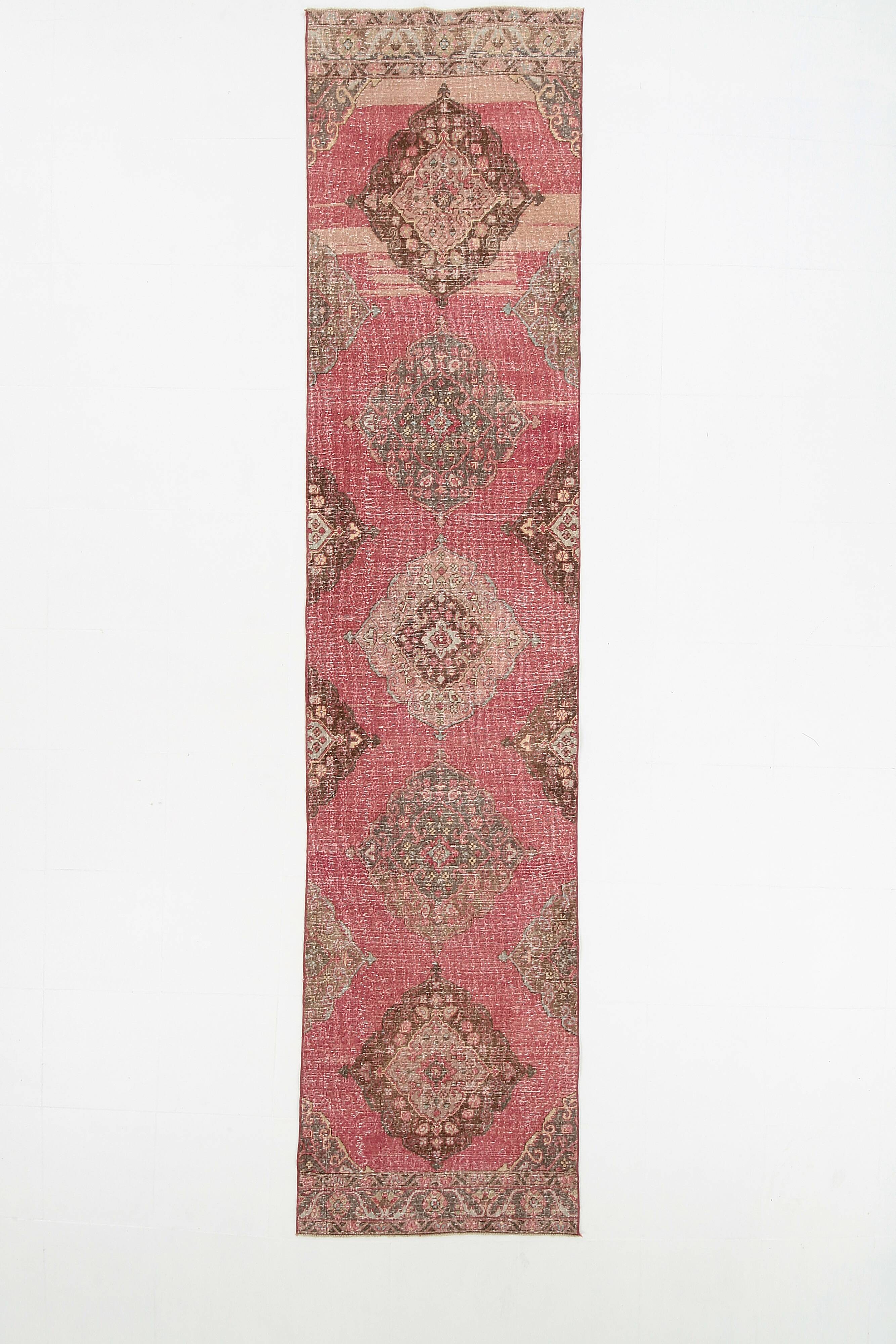 3x13 Red & Pink Vintage Runner Rug, 91x399Cm