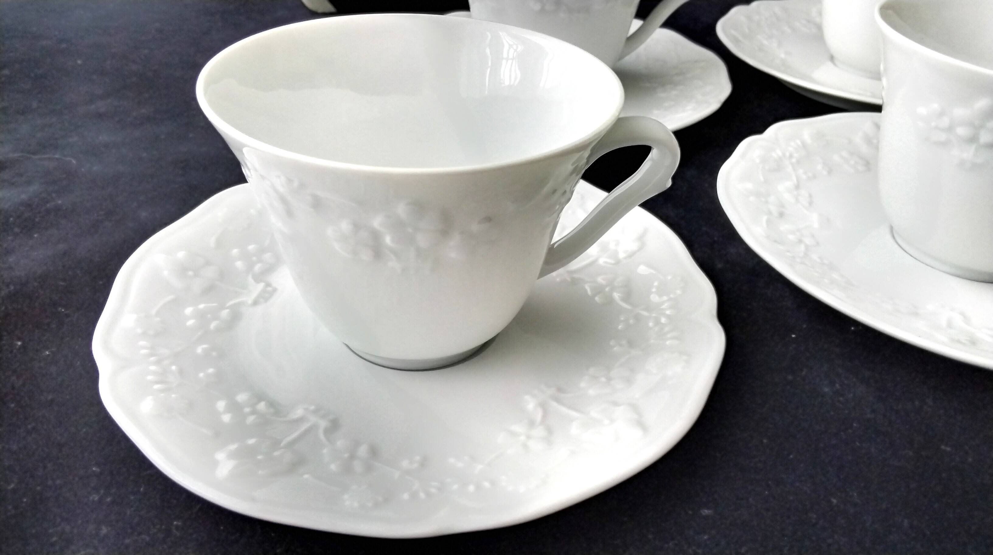 6 Tasses à café en porcelaine de Limoges