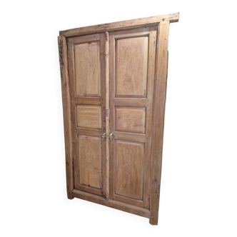 double door with frame