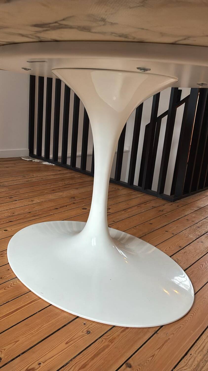 Saarinen Knoll oval marble table + 4 Tulip chairs — certified set