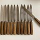Set de 12 couteaux manches en bois d'olivier 1960