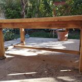 Farm table