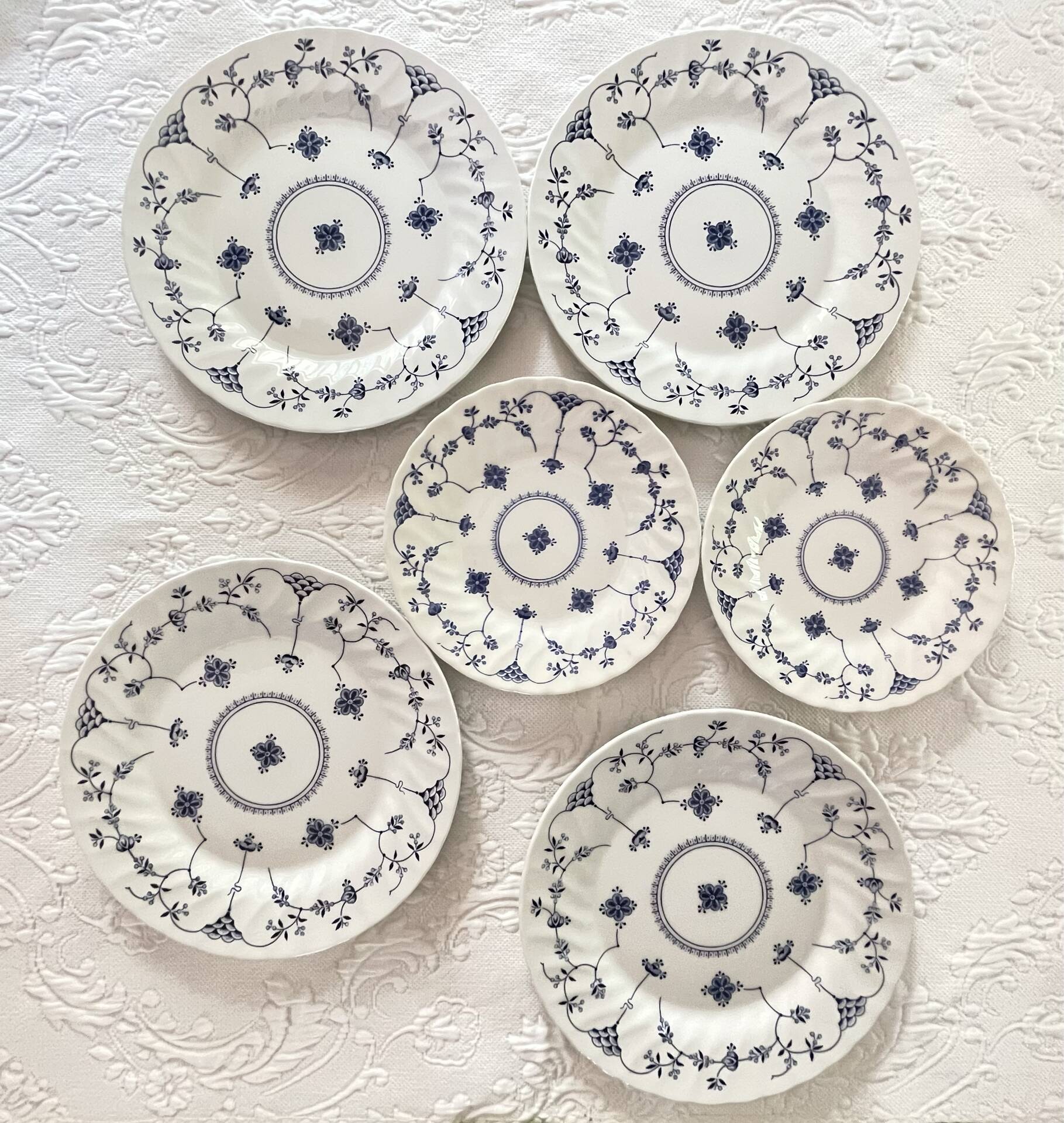 Lot Assiettes anglaises Churchill du modèle Finlandia