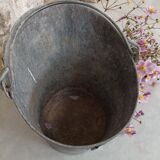 Zinc bucket