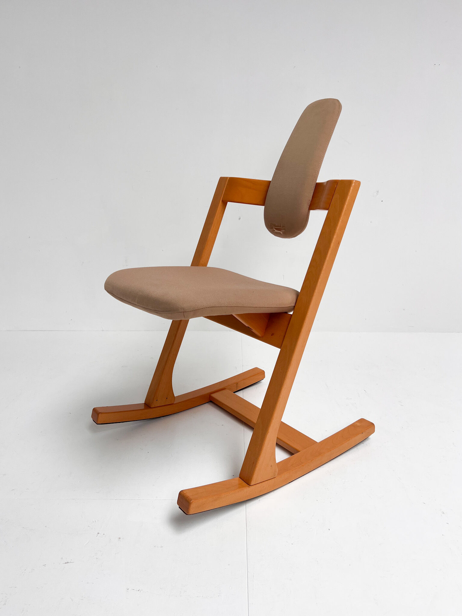 Chaise Pendulum Balance Stokke par Peter Opsvik, années 1980