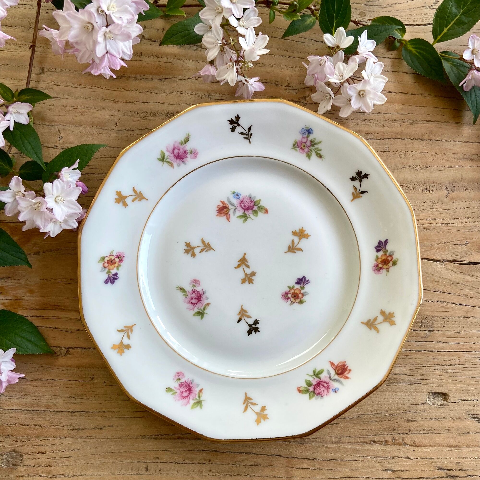 6 dessert plates porcelain france vintage