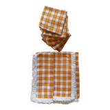 New vintage tablecloth and six napkins