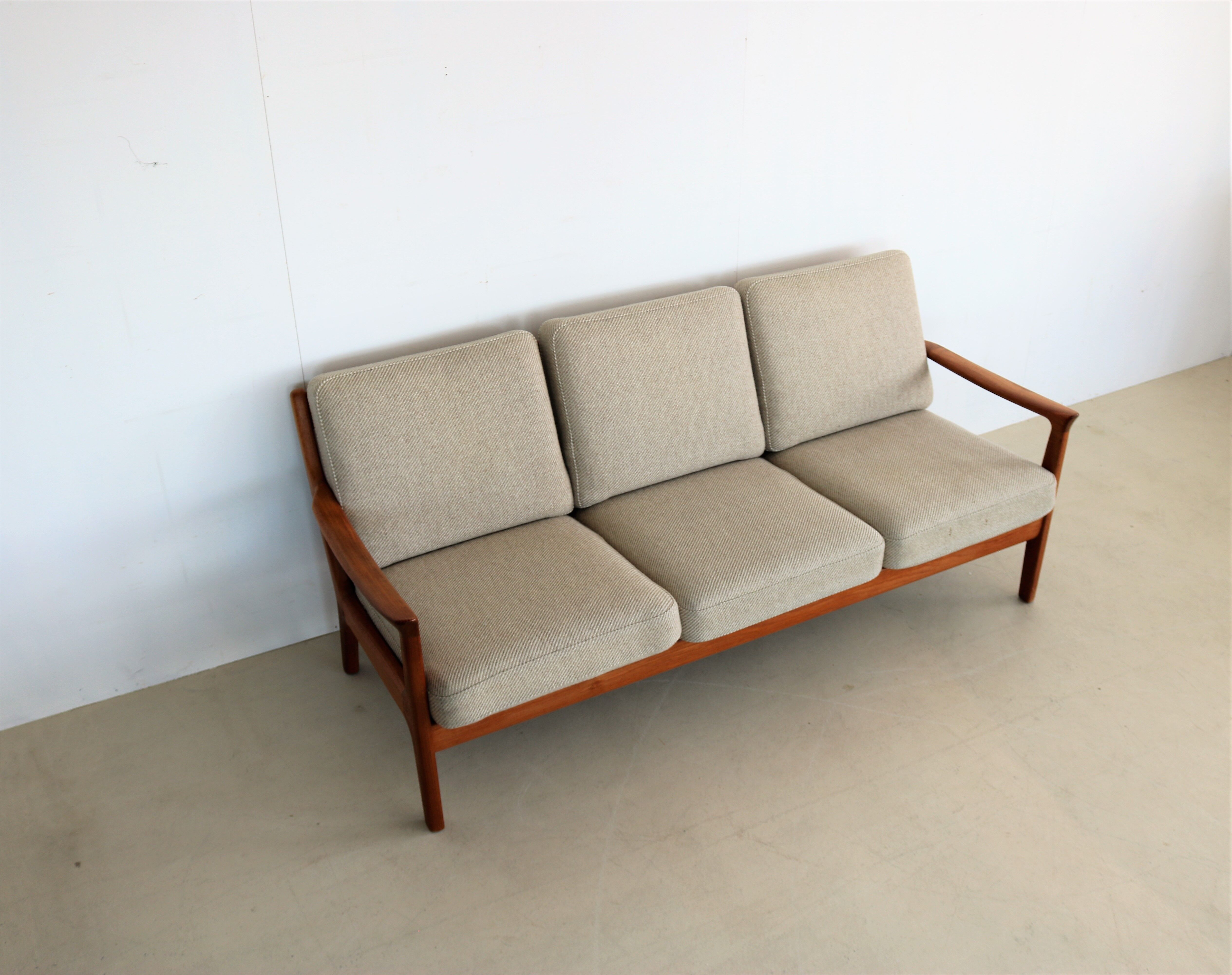 Juul Kristensen for JK Denmark sofa