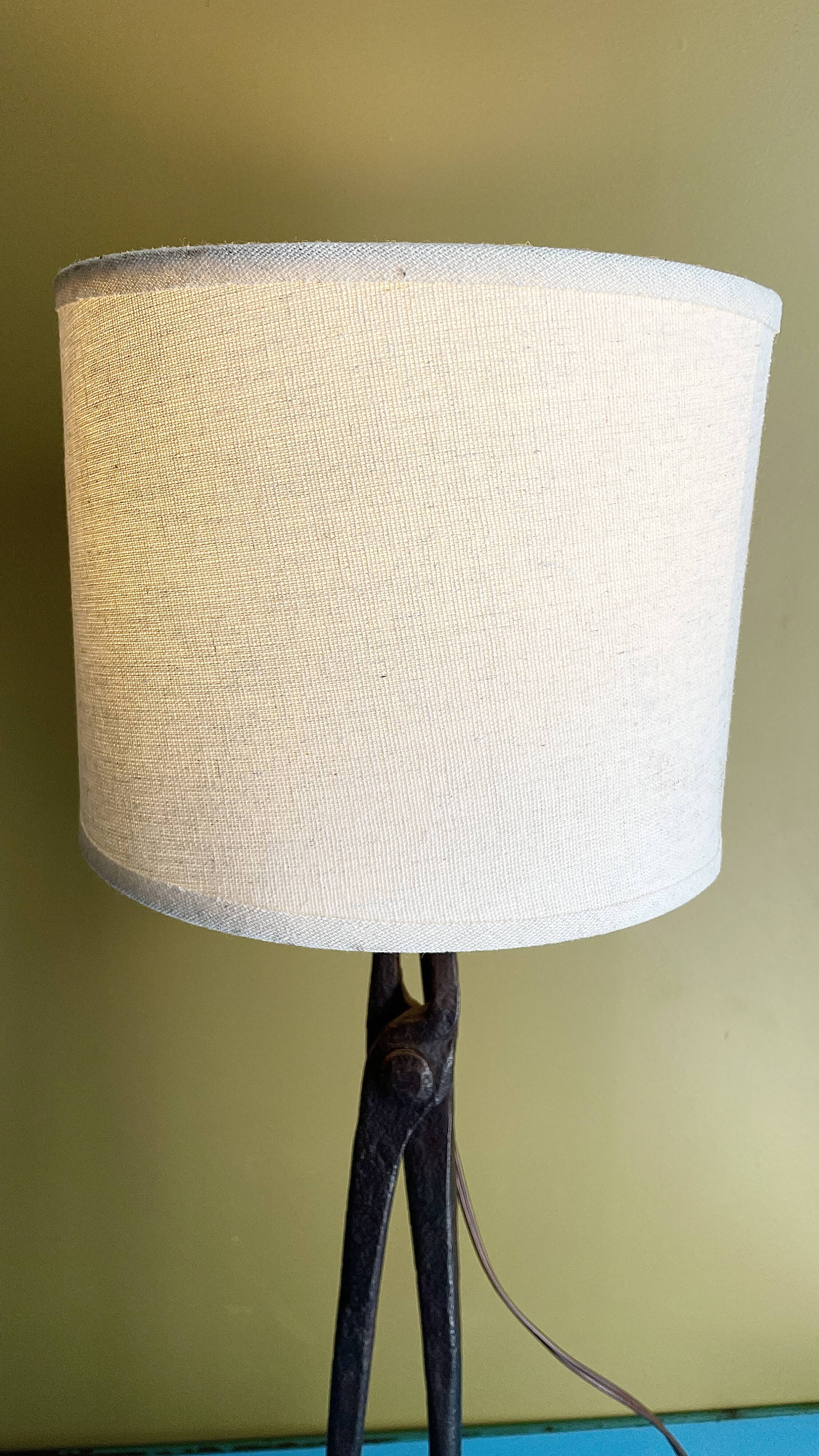 Lampe brutaliste en fer forgé