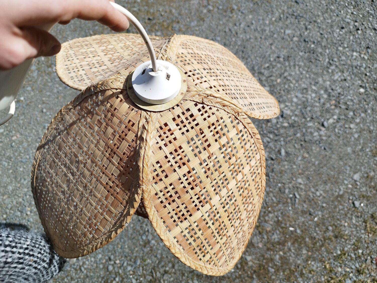 Suspension lampshade rattan straw flower