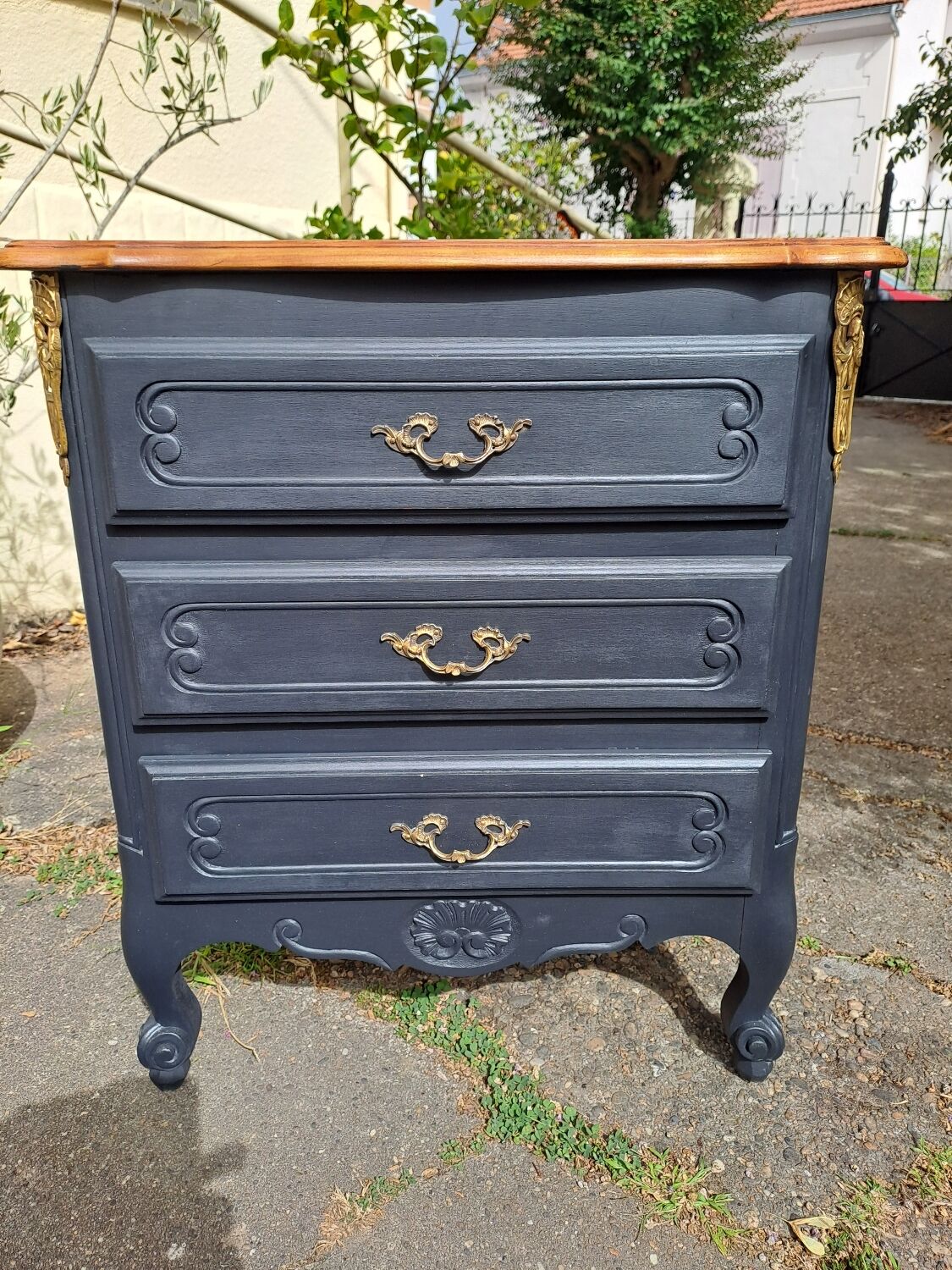 Painted Louis XV style chest of drawers