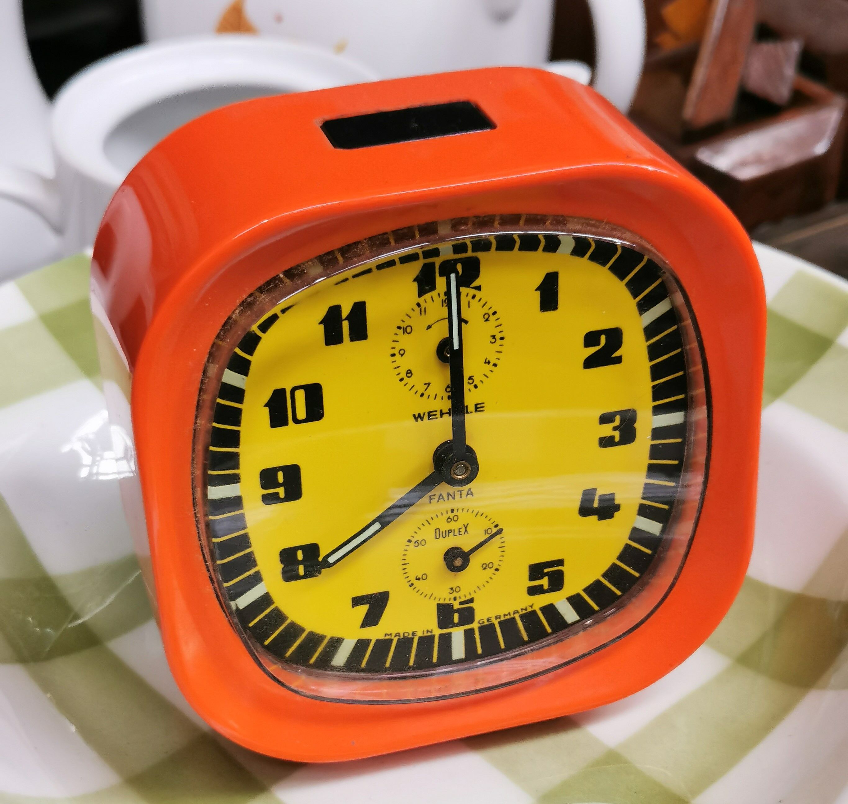 Vintage mechanical alarm clock Orange 70 . Wherle Fanta DUplex
