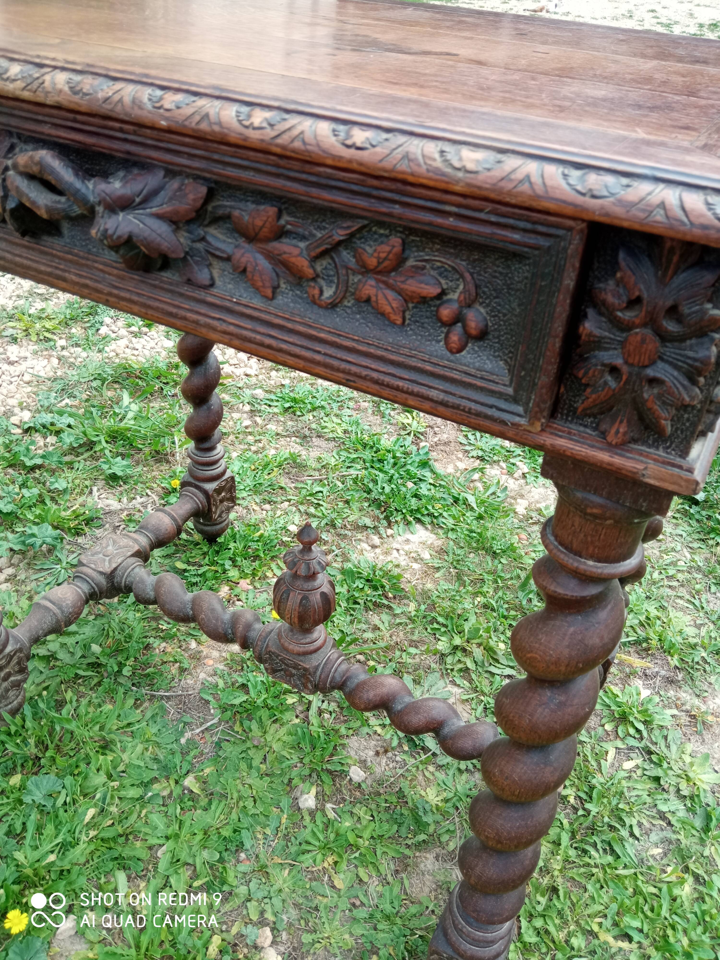 Henry 2 style desk in oak