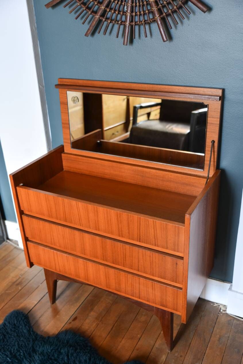 Scandinavian hairdresser 60s teak