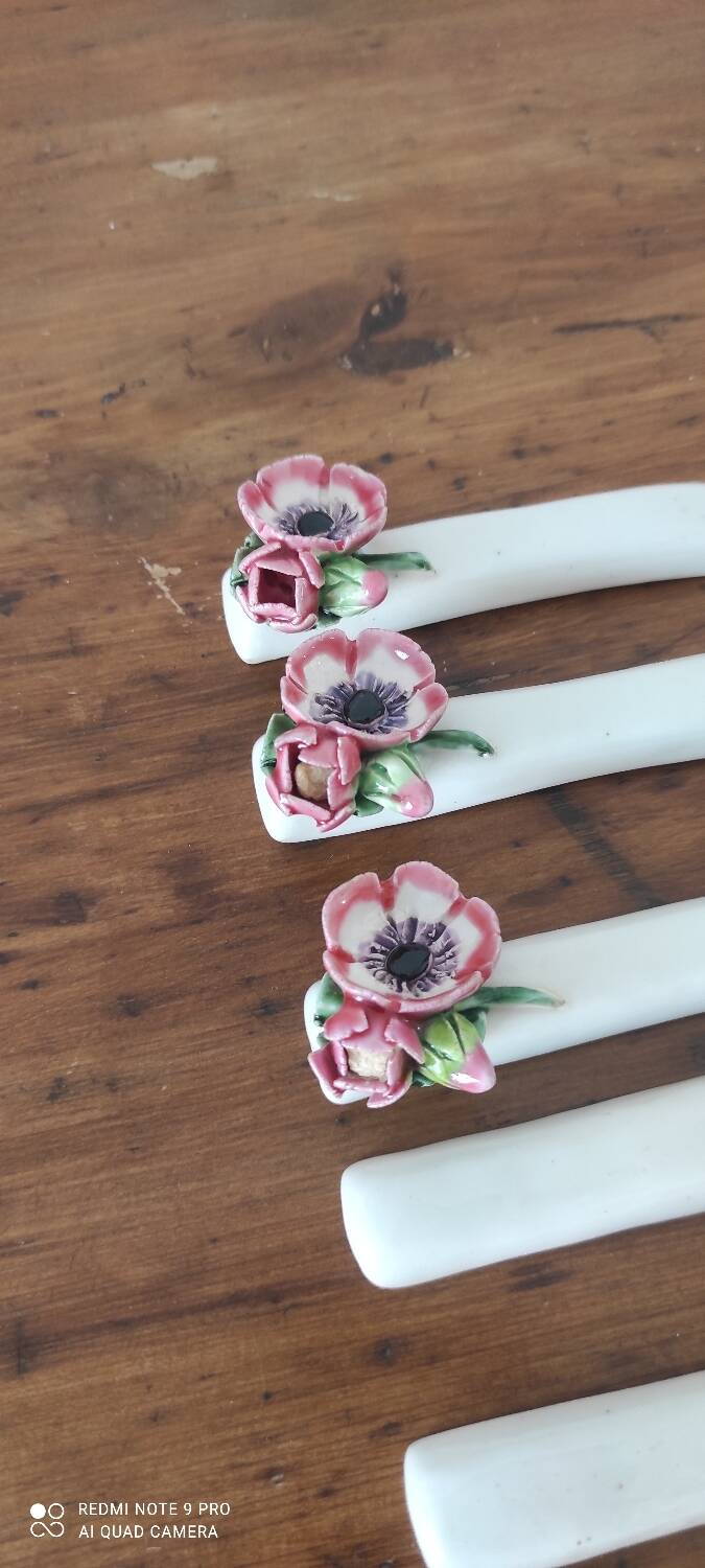Flower Knife Holders