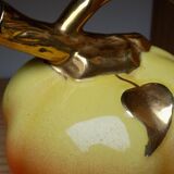 Apple-shaped liquor decanter