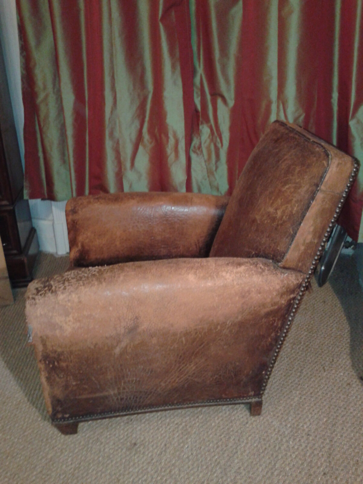 The 1930s leather club Chair