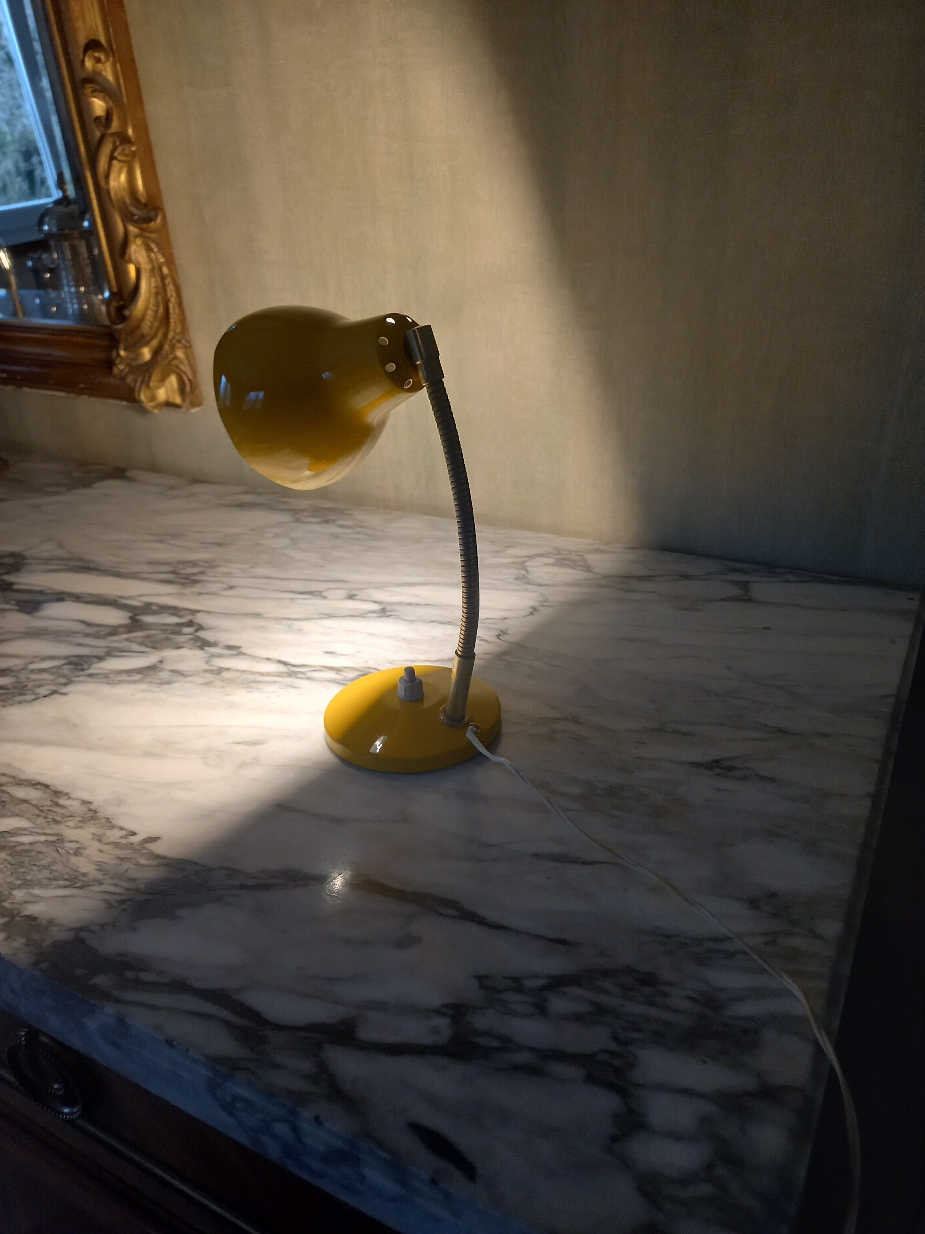 SMALL BEDSIDE LAMP