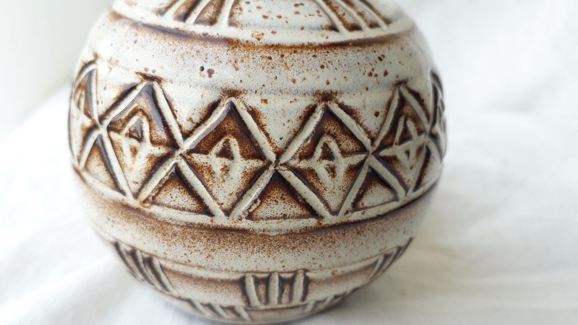 Ceramic soliflore vase