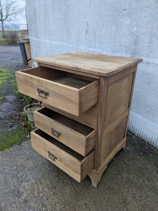 High chest of drawers