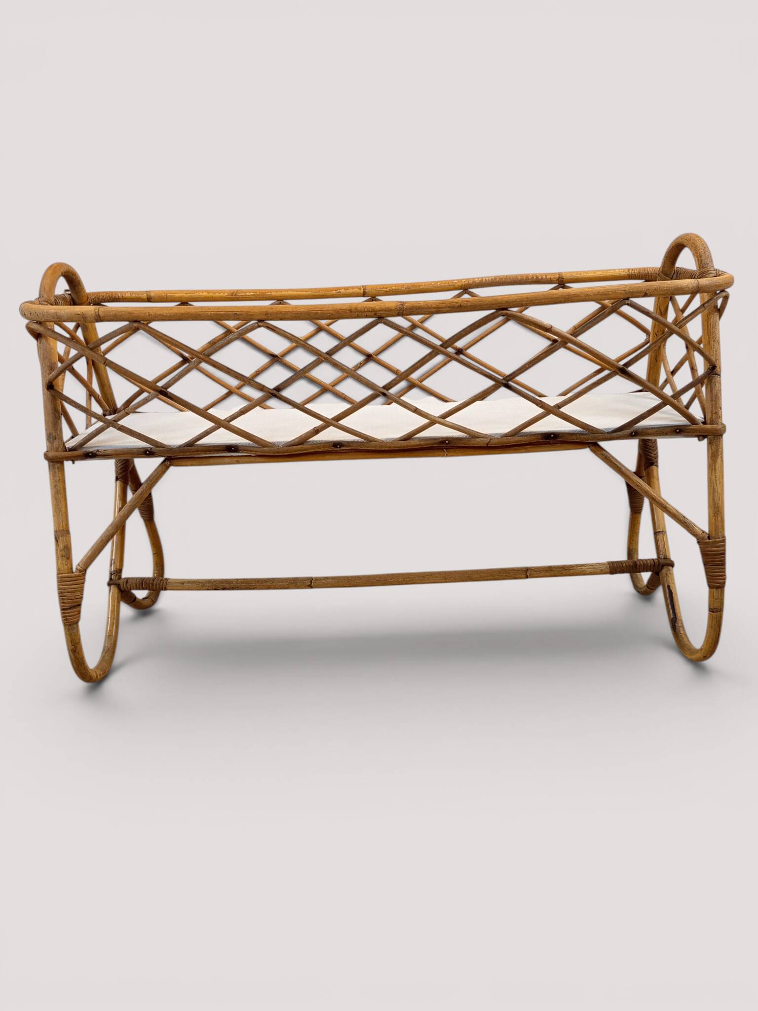 Vintage standing planter in rattan and bamboo – Riviera style, 1970s