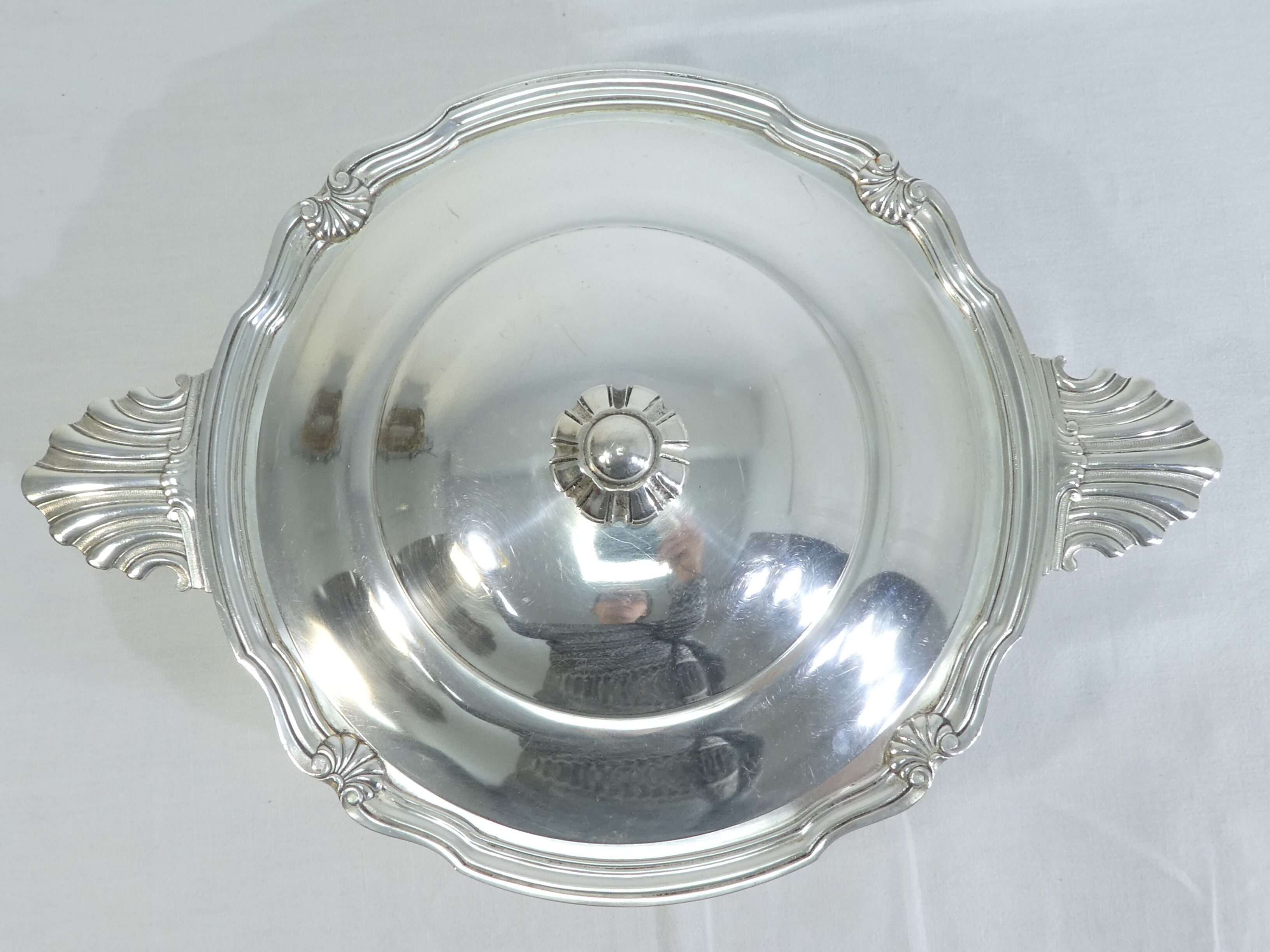 Round silver metal vegetable, Victor Saglier