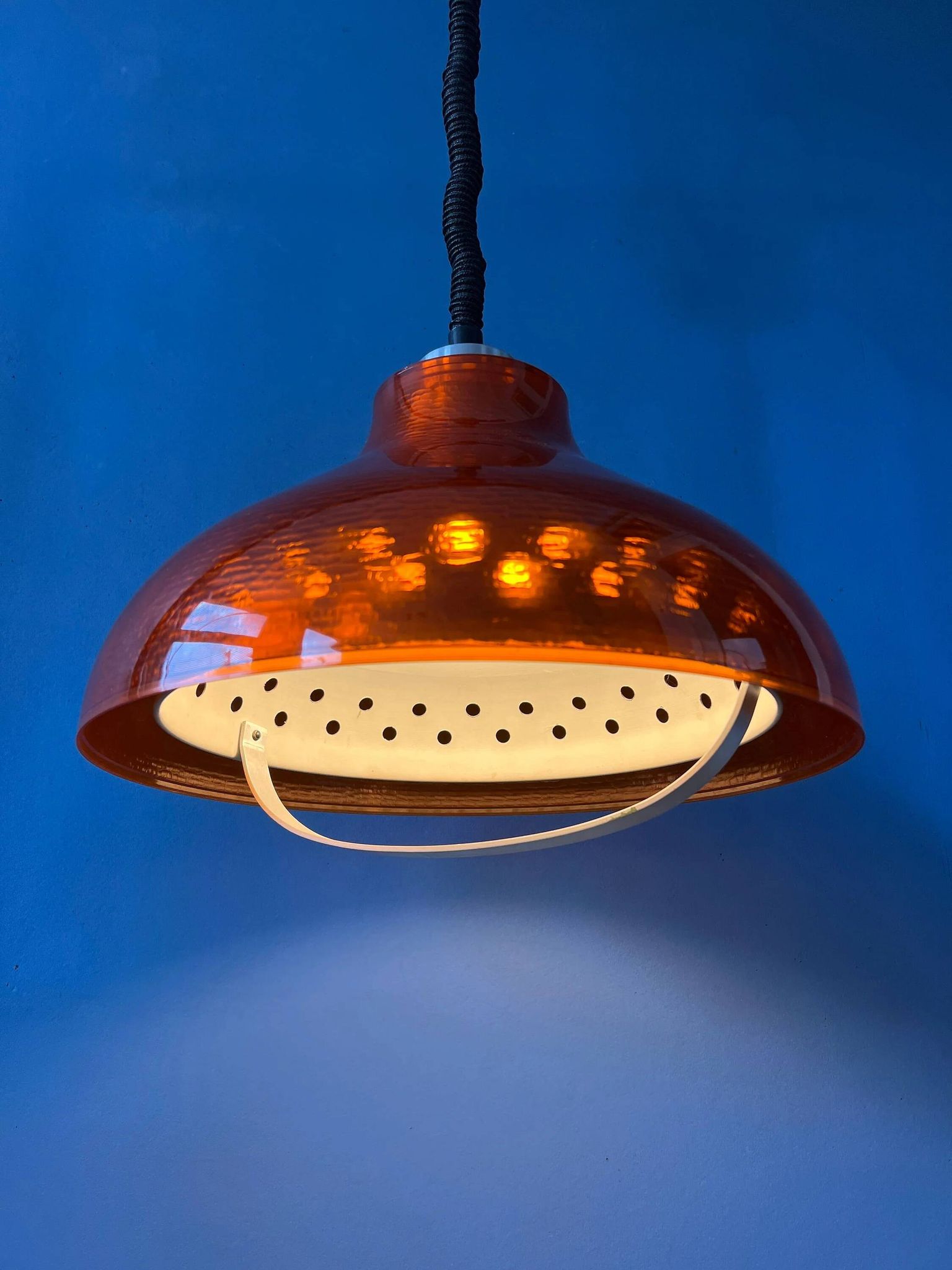 Suspension UFO Space Age in plexiglass, Mid-Century
