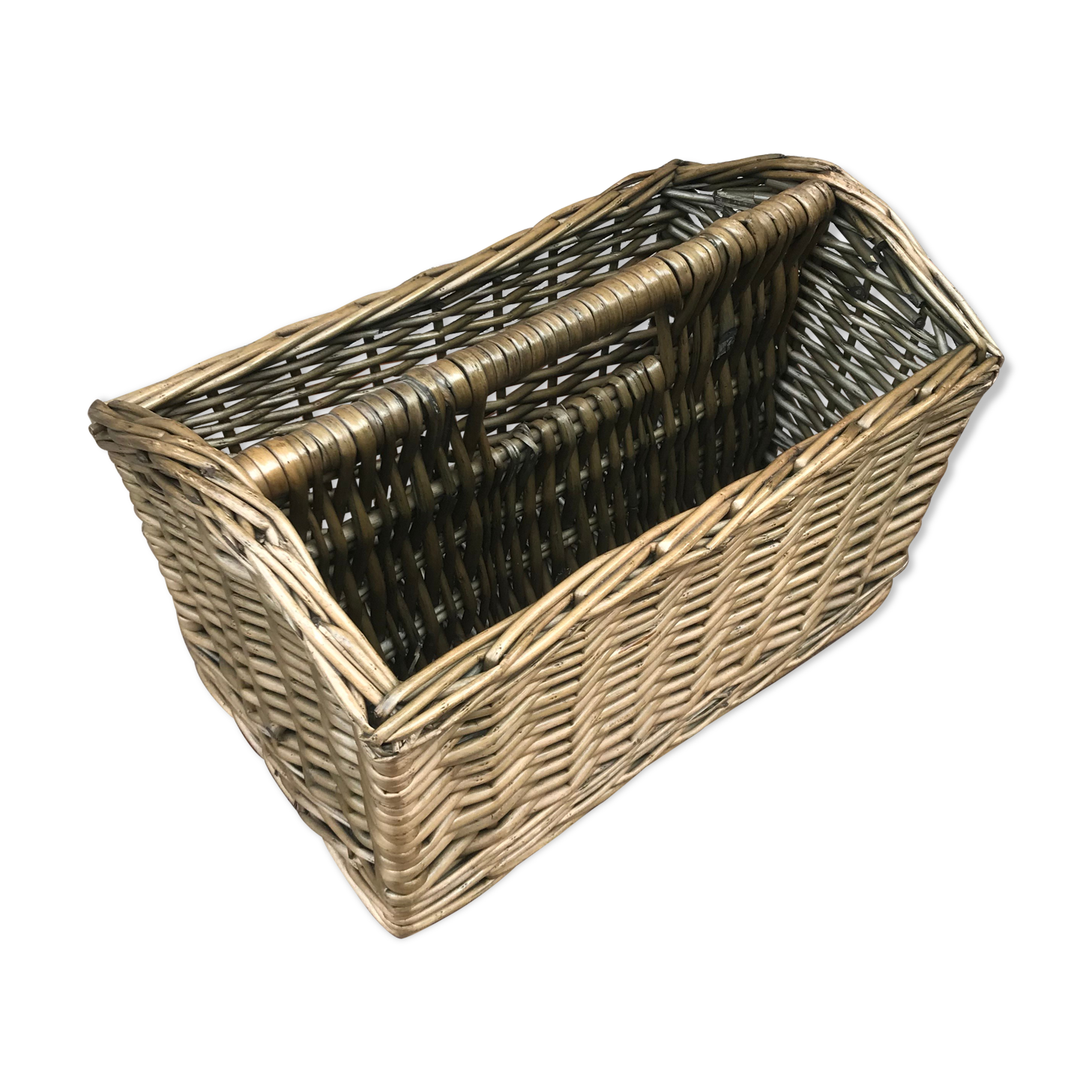 Rattan magazine rack