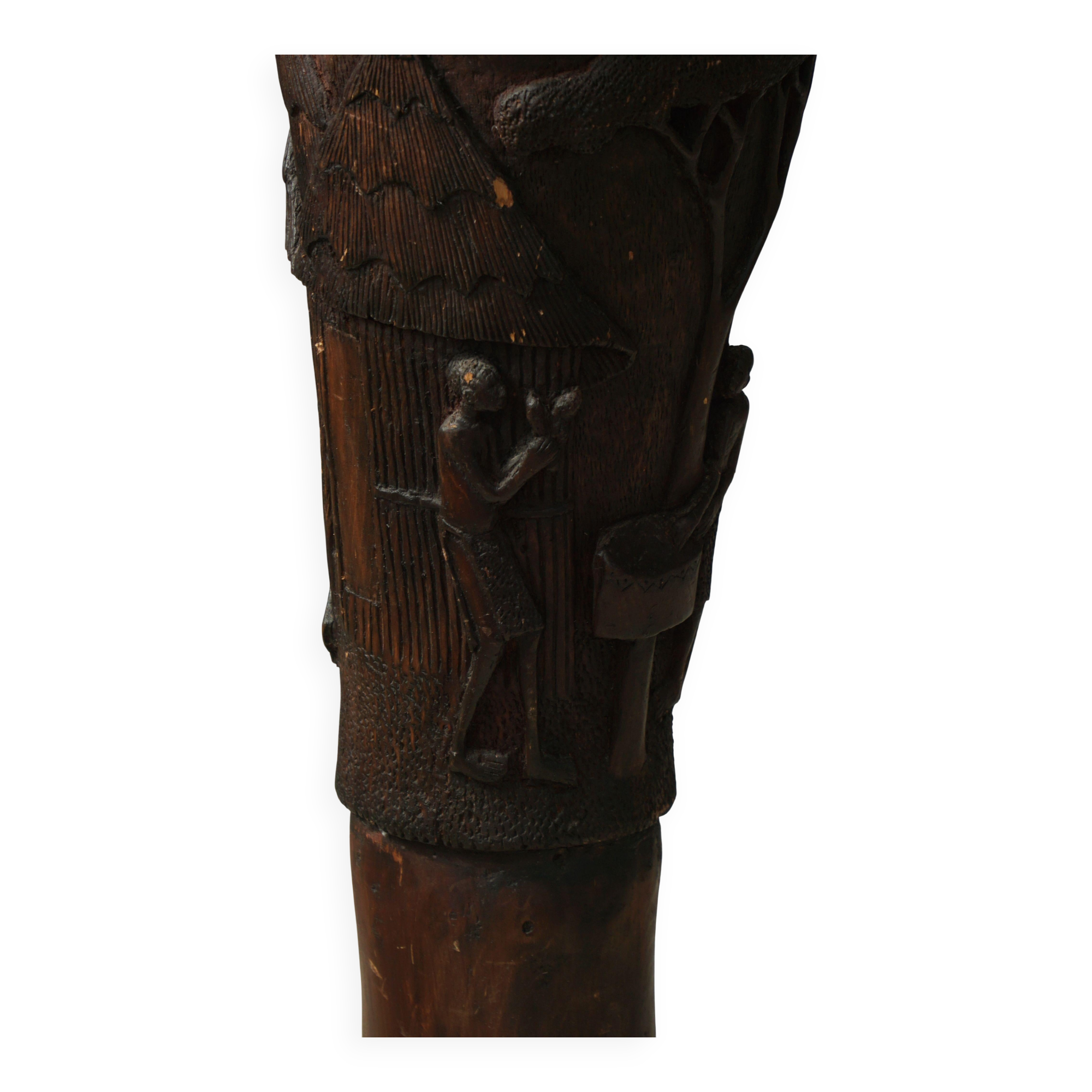 Sculpture / Organic wooden tambour, African carved, 20th century